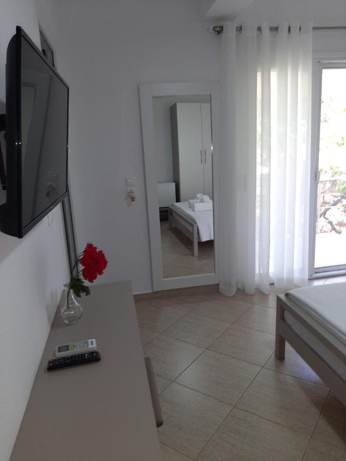 Meto Rooms Sarande Exterior photo