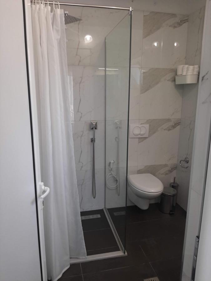 Meto Rooms Sarande Exterior photo